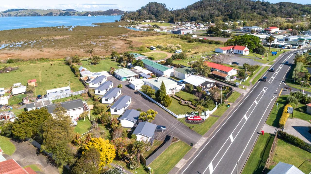 Tidewater Accommodation Coromandel Exterior photo