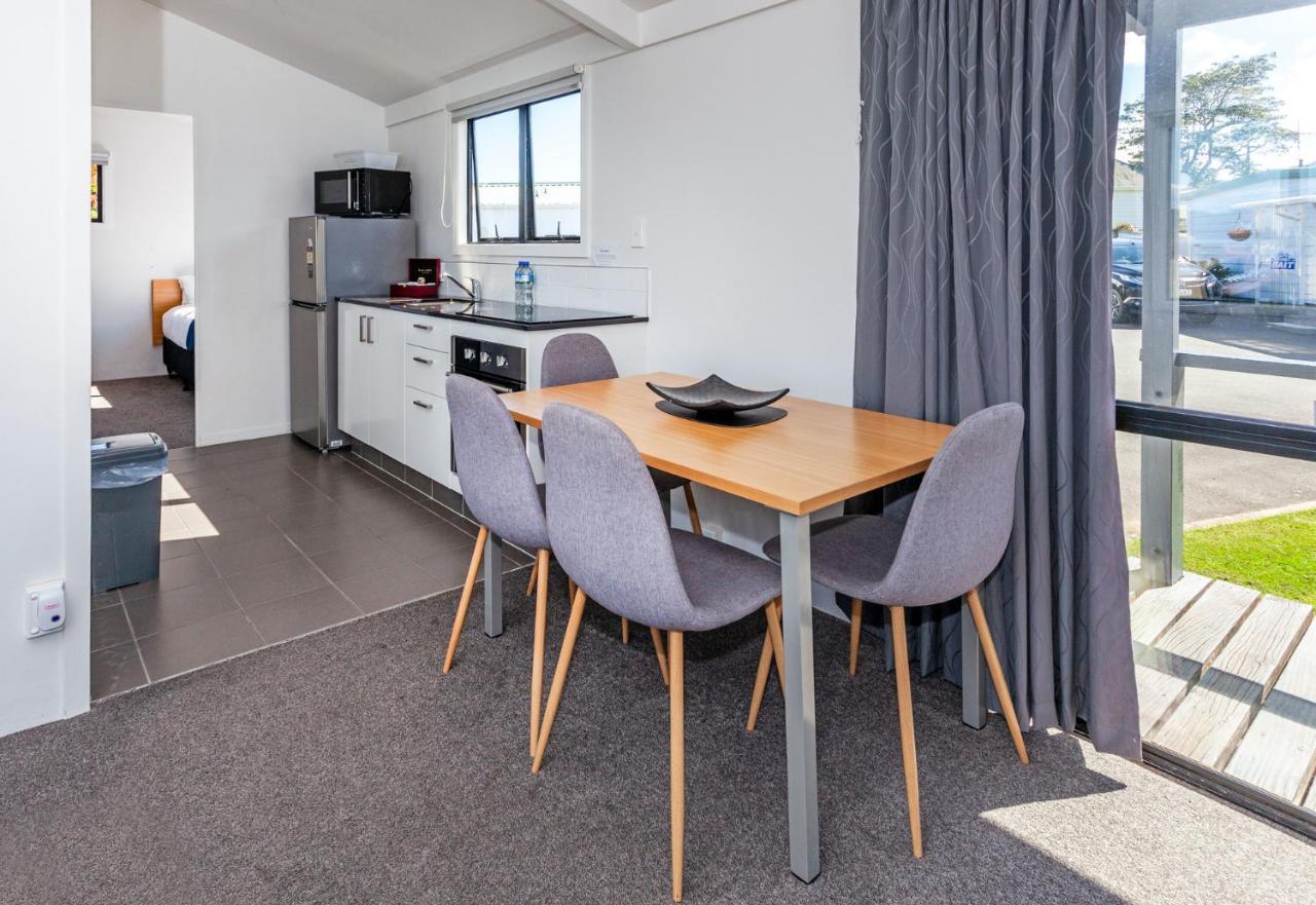 Tidewater Accommodation Coromandel Exterior photo