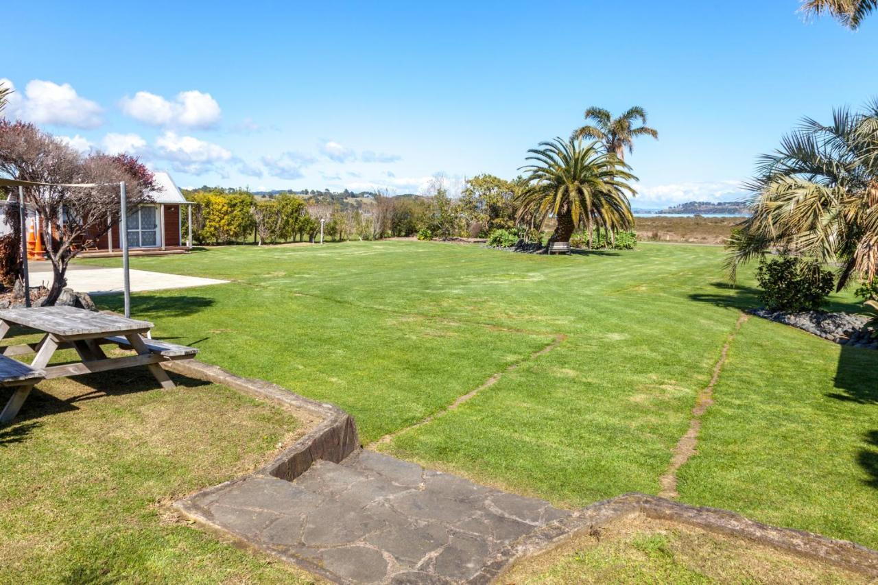 Tidewater Accommodation Coromandel Exterior photo